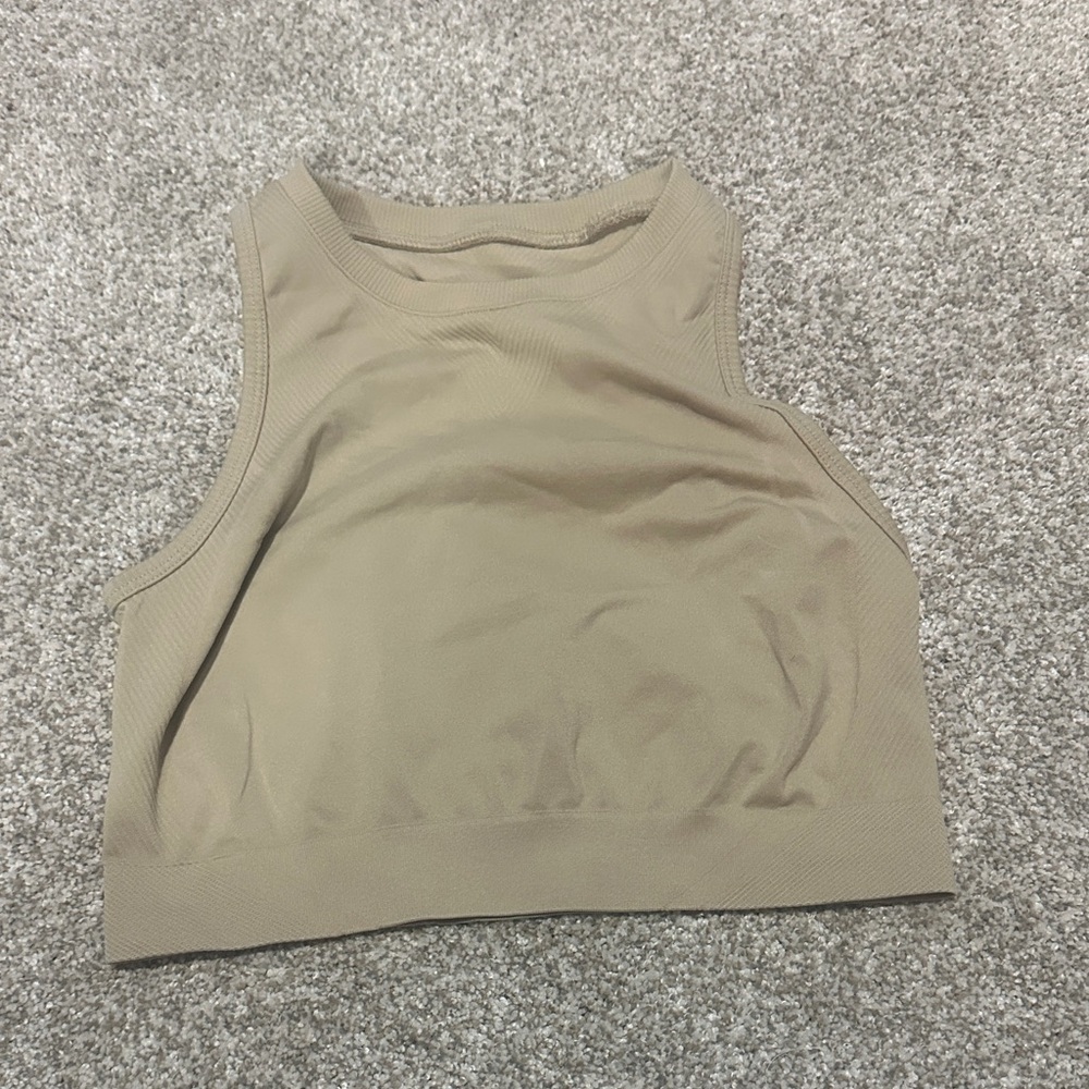 Alphalete Crop Top